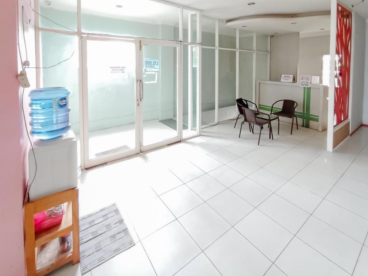 Reddoorz Syariah Near Q-Mall Banjarbaru Martapura  Zewnętrze zdjęcie